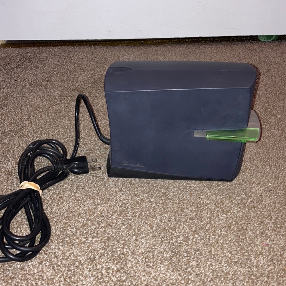 Automatic swing line electric stapler, storage drawer holds up to 5,000 staples